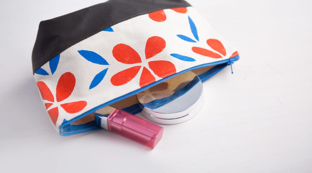 Stencil and Sew a Makeup Bag