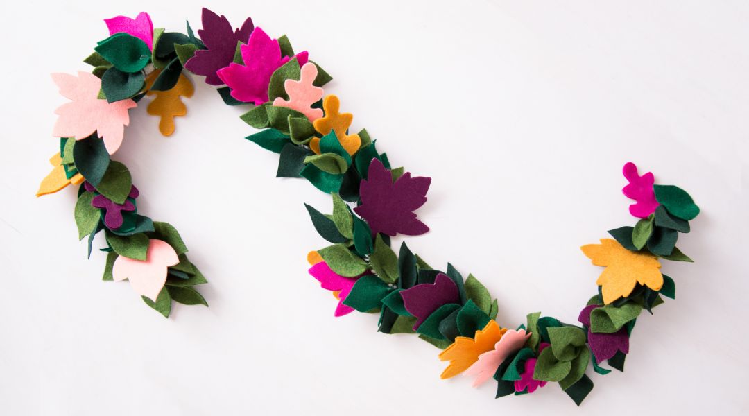 Cricut Crafts: Fall Leaf Garland