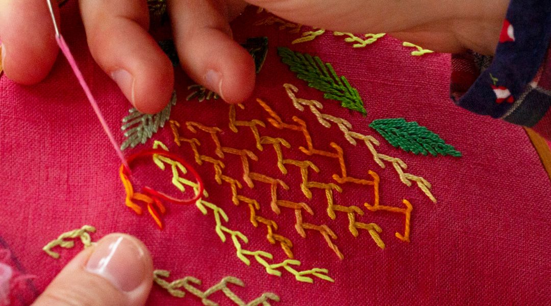 How To Embroider The Feather Stitch