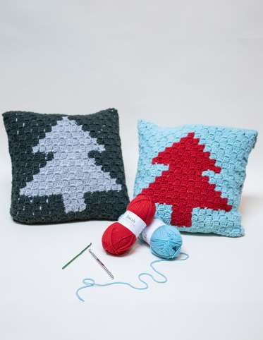 Corner-to-corner (C2C) Evergreen Tree Pillow