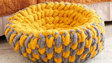 Crochet Pet Nap Bed