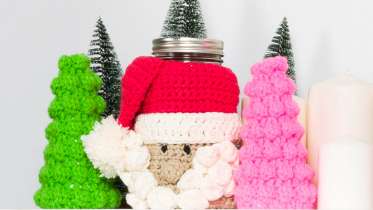Crochet Santa Claus Candy Jar Cozy