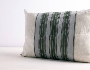 Sew a Lumbar Pillow