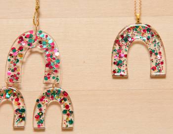 Make Resin Jewelry