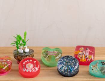 Make Resin Paperweights