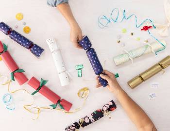 Make Prize-Filled Party Crackers
