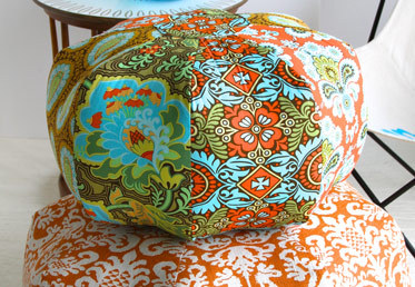 Amy Butler teaches you how to build a diy pillow in sections, insert an invisible zipper and finish the pillow in this class.