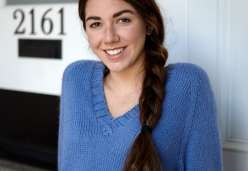 Wendy Bernard teaches you knitting patterns for how to make top-down, seamless garments. You’ll create a perfectly fitted sweater or cardigan. This knitting class will cover top-down raglan, set-in-sleeve sweaters.