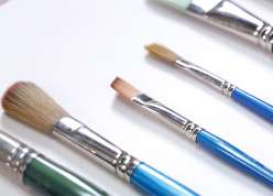 Painting instructor Yao Cheng teaches how to use a palette, and how to mix and apply pigment to paper. She shows how to use paintbrushes, how to paint leaves, trees, and simple geometric shapes.