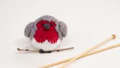 A knit robin made in Megan Reiner's Creativebug class.